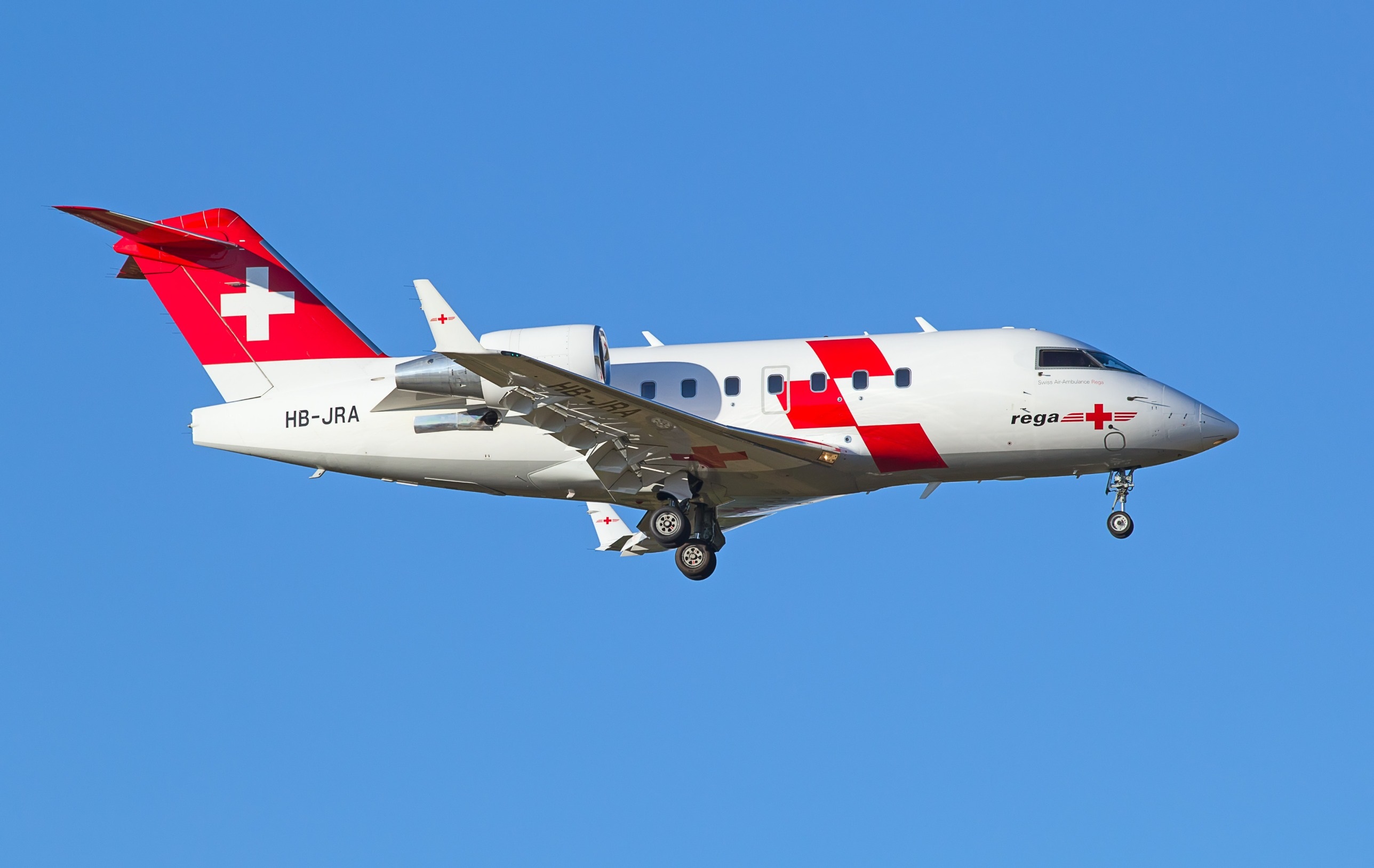 what-you-need-to-know-about-air-ambulance-travel-insurance-coverage